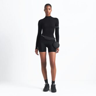 NikeSKIMS WEIGHTLESS LAYERS Langarmshirt mit Stehkragen
