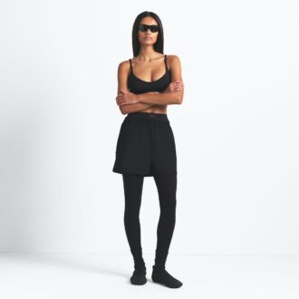 NikeSKIMS WOVEN NYLON 5″ TRACKSHORT NikeSKIMS WOVEN NYLON 5″ TRACKSHORT