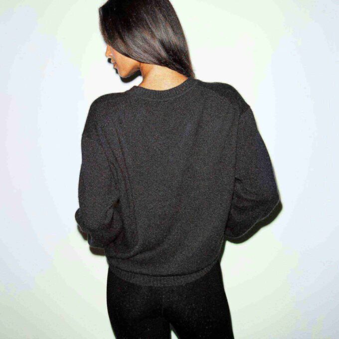Oversize-Pullover aus Wolle und Kaschmir mit V-Ausschnitt