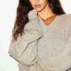 Oversize-Pullover aus Wolle und Kaschmir mit V-Ausschnitt Oversize-Pullover aus Wolle und Kaschmir mit V-Ausschnitt