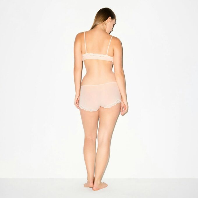 PASST JEMANDEM – SPITZEN-BOY-SHORT