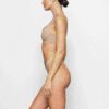 Plunge-BH, der jeder Figur passt Plunge-BH, der jeder Figur passt