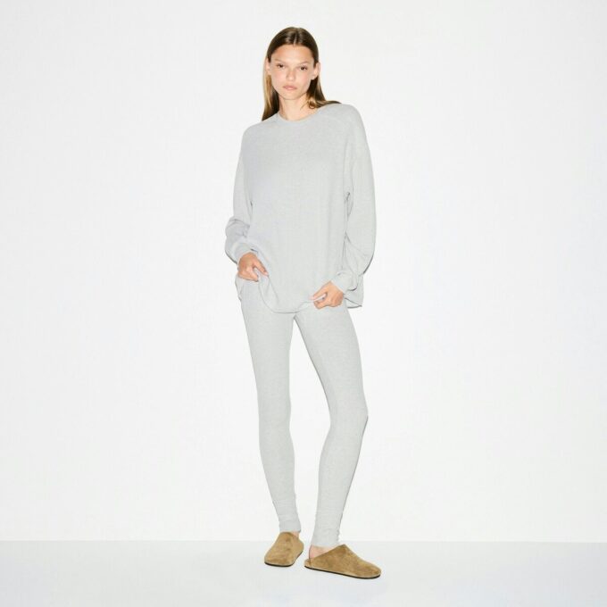 SCHWERES WAFFEL-OVERSIZE-RUNDHALS-SHIRT SCHWERES WAFFEL-OVERSIZE-RUNDHALS-SHIRT