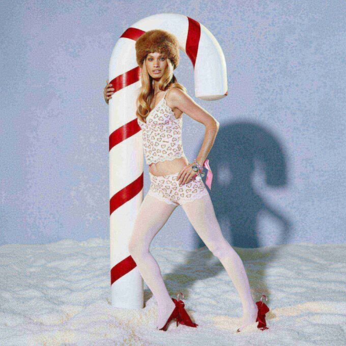Set aus Spitzen-Dreieck-Top und Shorts – für jede Figur geeignet Set aus Spitzen-Dreieck-Top und Shorts – für jede Figur geeignet