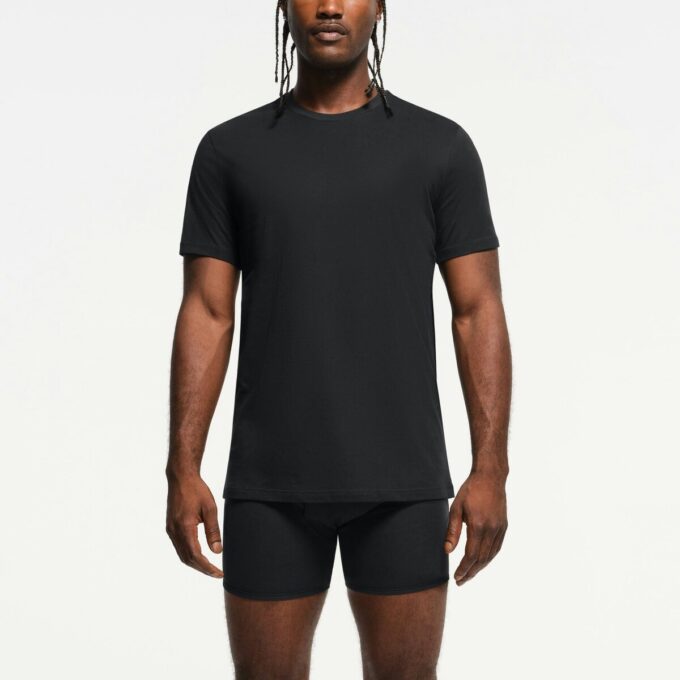 SKIMS BASICS Herren-Leichtgewicht-T-Shirt, 3er-Pack SKIMS BASICS Herren-Leichtgewicht-T-Shirt, 3er-Pack