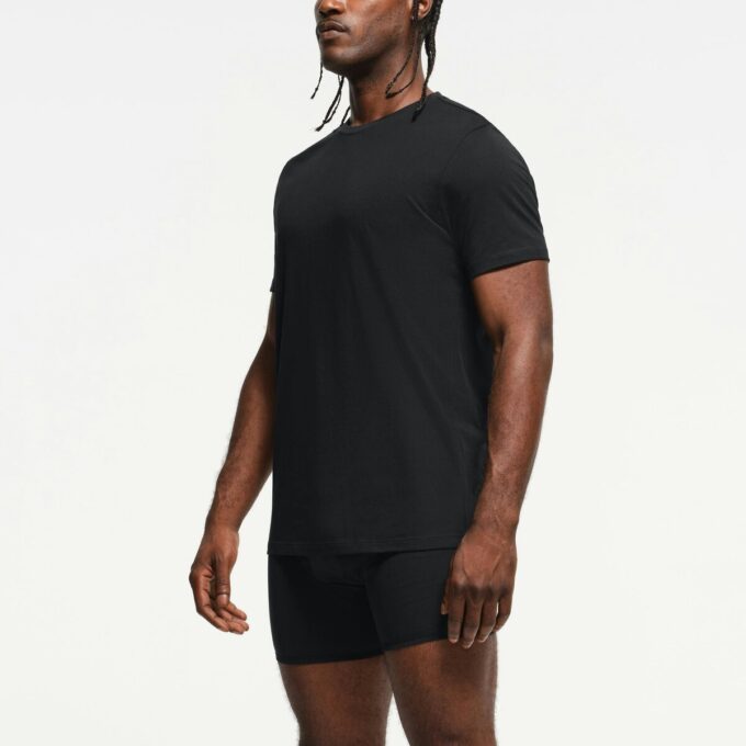 SKIMS BASICS Herren-Leichtgewicht-T-Shirt, 3er-Pack SKIMS BASICS Herren-Leichtgewicht-T-Shirt, 3er-Pack