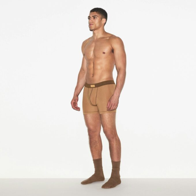 SKIMS Baumwoll-Boxershorts für Herren, 3er-Pack (7,6 cm) SKIMS Baumwoll-Boxershorts für Herren, 3er-Pack (7,6 cm)