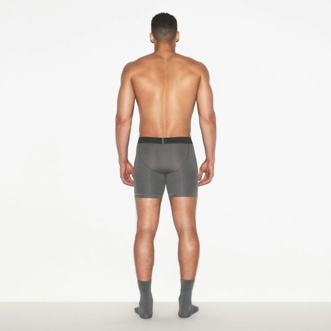 SKIMS Baumwoll-Boxershorts für Herren, 5 Zoll, 3er-Pack SKIMS Baumwoll-Boxershorts für Herren, 5 Zoll, 3er-Pack
