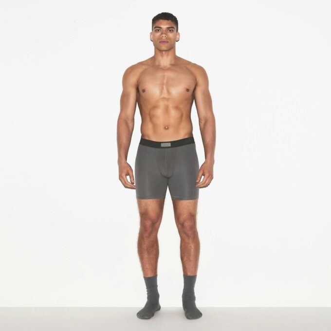 SKIMS Baumwoll-Boxershorts für Herren, 5 Zoll, 3er-Pack SKIMS Baumwoll-Boxershorts für Herren, 5 Zoll, 3er-Pack