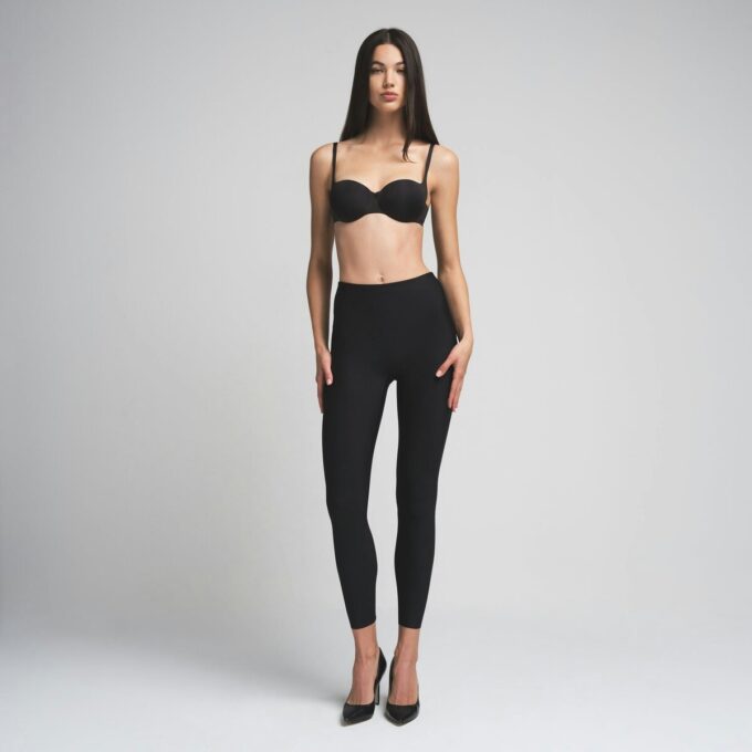 SKIMS BODY PO-VERBESSERNDE GEPOLSTERTE LEGGINGS