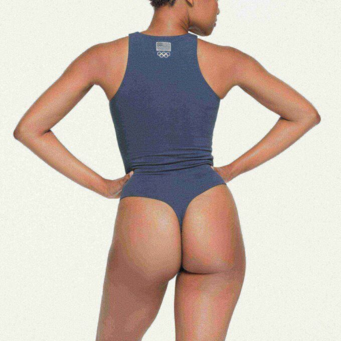 SKIMS FÜR TEAM USA OLYMPISCHER BAUMWOLLJERSEY HOCHKNOPF-BODYANZ SKIMS FÜR TEAM USA OLYMPISCHER BAUMWOLLJERSEY HOCHKNOPF-BODYANZ