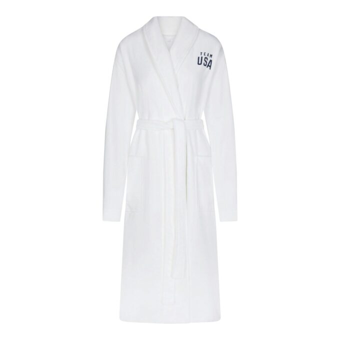 SKIMS FÜR TEAM USA TERRY PARALYMPIC UNISEX ROBE SKIMS FÜR TEAM USA TERRY PARALYMPIC UNISEX ROBE