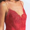 SKIMS ROMANCE SPITZEN-CAMI UND SHORT-SET