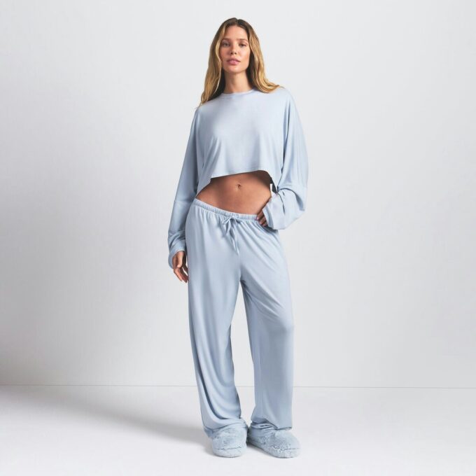 SKIMS SLEEP CROPPED LANGARM- UND HOSENSET SKIMS SLEEP CROPPED LANGARM- UND HOSENSET