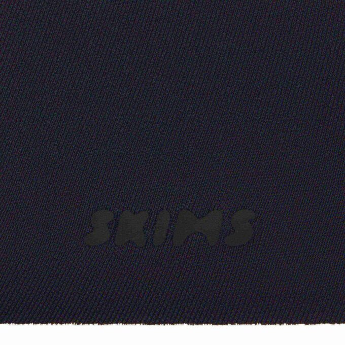 SKIMS ULTIMATE BODY PUSH-UP THONG BODYSUIT SKIMS ULTIMATE BODY PUSH-UP THONG BODYSUIT