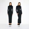 SKIMS ULTIMATIVER BODY-PO- UND HÜFTEN-VERBESSERUNGS-CATSUIT SKIMS ULTIMATIVER BODY-PO- UND HÜFTEN-VERBESSERUNGS-CATSUIT