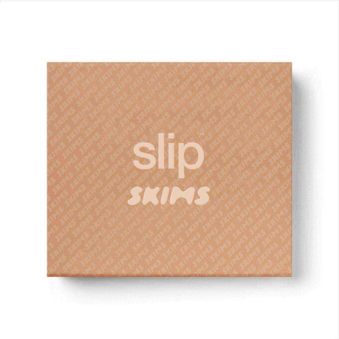 SLIP X SKIMS PURE SILK SIGNATURE GESCHENKSET SLIP X SKIMS PURE SILK SIGNATURE GESCHENKSET