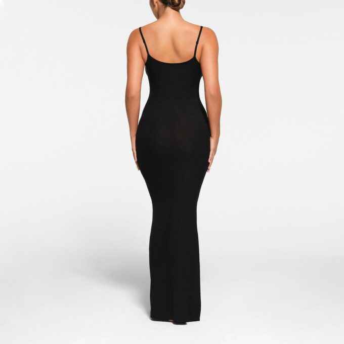 SOFT LOUNGE PETITE LANGES SLIP-KLEID SOFT LOUNGE PETITE LANGES SLIP-KLEID