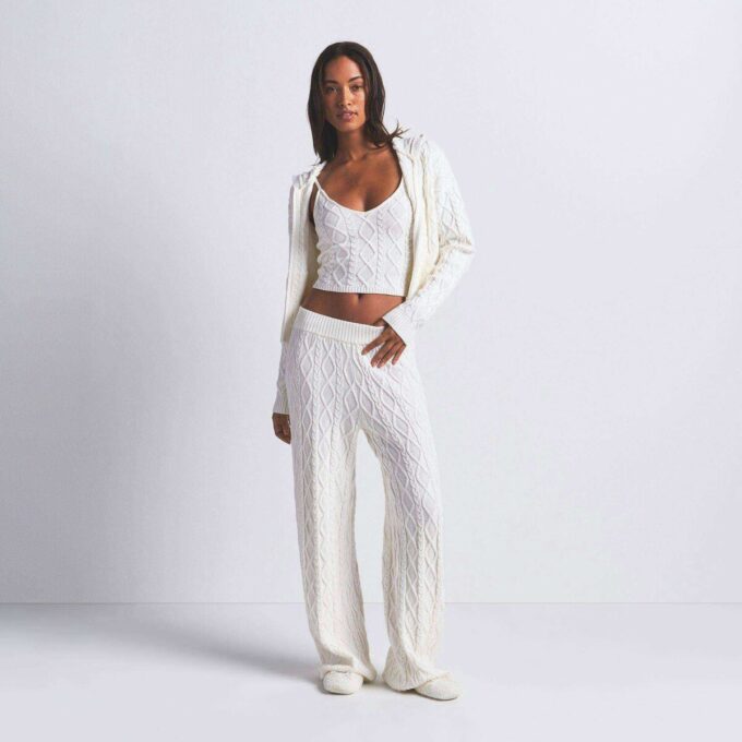 Strickhose mit geradem Bein Strickhose mit geradem Bein