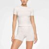 T-SHIRT AUS BAUMWOLL-RIPPEN T-SHIRT AUS BAUMWOLL-RIPPEN