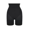 Transparente, nahtlose, hochtaillierte Shorts bis zur Mitte des Oberschenkels Transparente, nahtlose, hochtaillierte Shorts bis zur Mitte des Oberschenkels