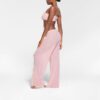 Transparenter Samt-Bralette mit Bindeband vorne Transparenter Samt-Bralette mit Bindeband vorne