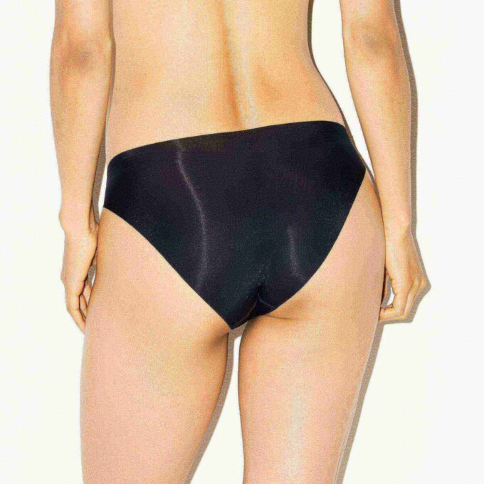 UNSICHTBARER BIKINI