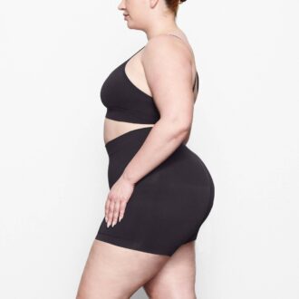 Weiche, glatte, nahtlose Shorts