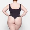 Weicher, glatter, nahtloser String-Body
