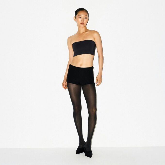 Weiches, glattes, nahtloses, gepolstertes Bandeau-Top Weiches, glattes, nahtloses, gepolstertes Bandeau-Top
